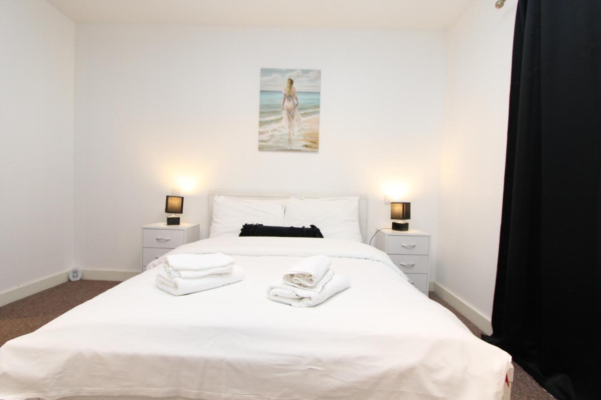 Spacious & Modern 1 Bedroom Close To Station In E16 London Eksteriør billede